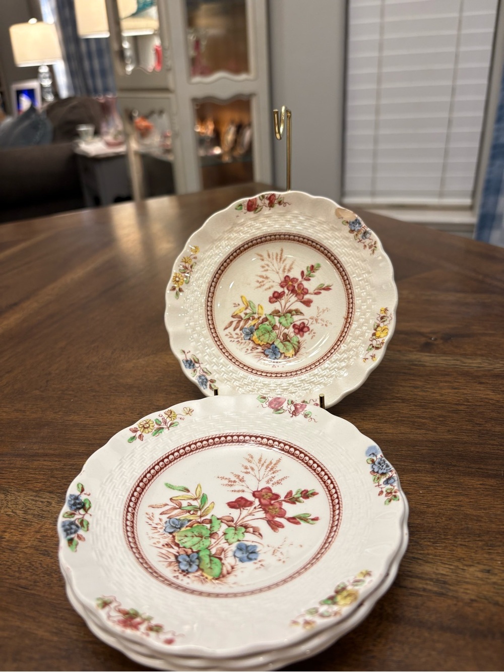 Copeland Spode "Rosalie"
Pattern Small Bread & Butter Plate Set of 4